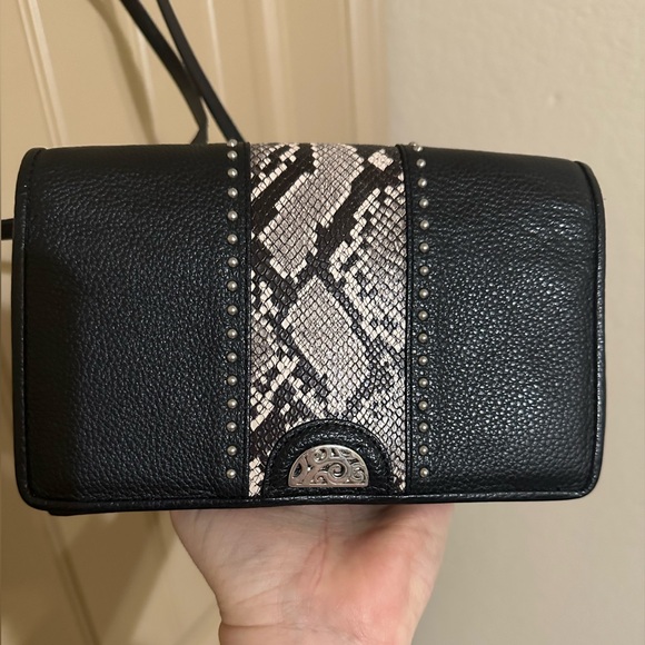 Brighton crossbody black leather wallet clutch in excellent condition Adj strap - Picture 7 of 8